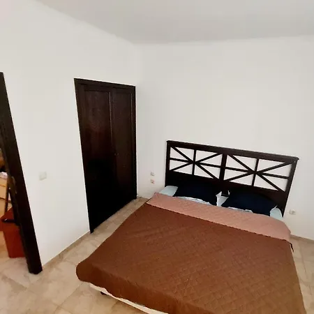 Almi - The Cliff Apartmán Obzor