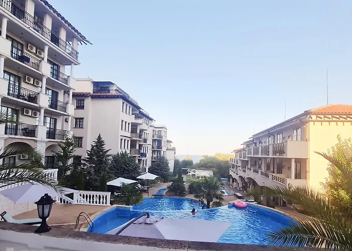 Almi - The Cliff Apartment